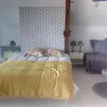 La Maison Du Rocher Bed & Breakfast Carennac