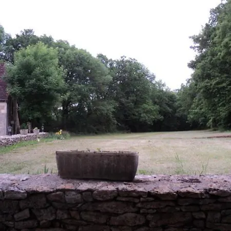 La Maison Du Rocher Oda ve Kahvaltı 3*