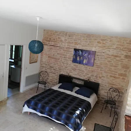 Oda ve Kahvaltı La Maison Du Rocher