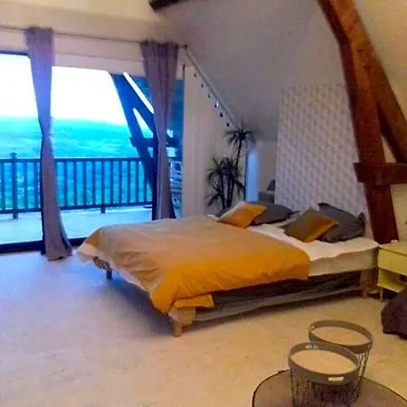 La Maison Du Rocher Bed & Breakfast Carennac