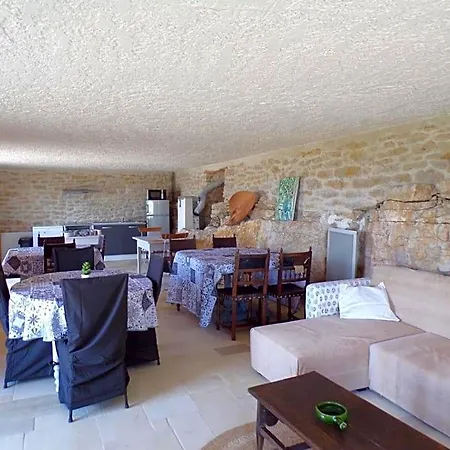 La Maison Du Rocher Couette-café 3*